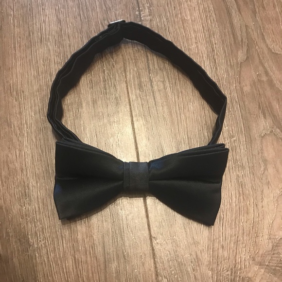SILK Men’s Bow Tie